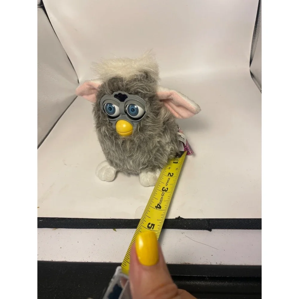 VTG 1999 Tiger Furby Electronics 70-800 Gray Fur Pink Ears Blue Eyes Toy